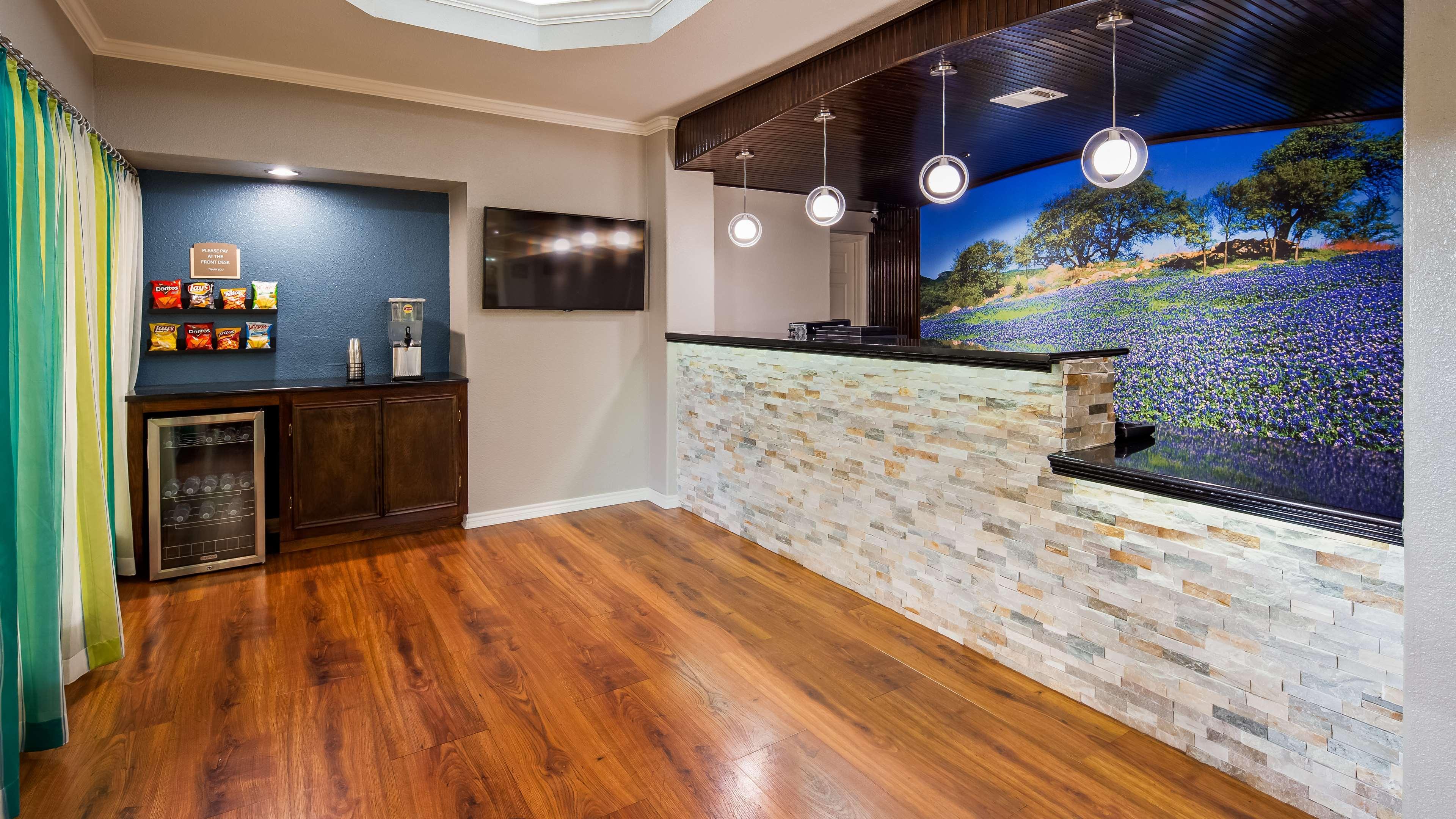 Best Western Post Oak Inn Burnet Exterior photo